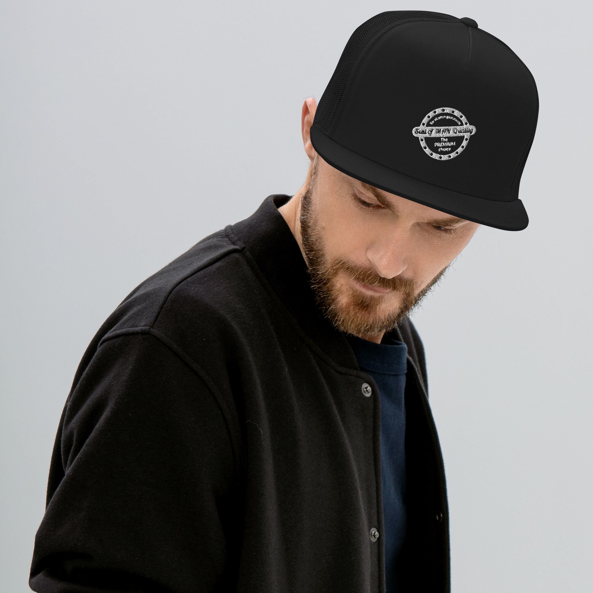 Gorra diseñada manualmente